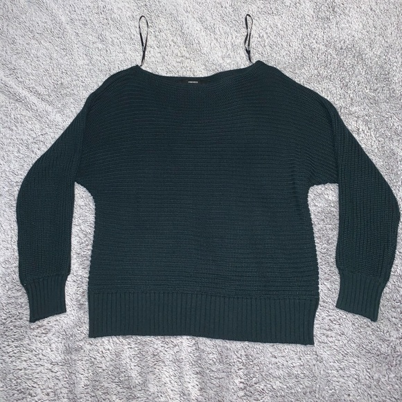 FOREVER 21 - Size M - Dark Green Sweater - Picture 1 of 3